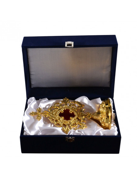Relicario Dorado Calado 23. 5 X 13 Cm Triangular Y Base Labrada Con Estuche Baño Oro 24K