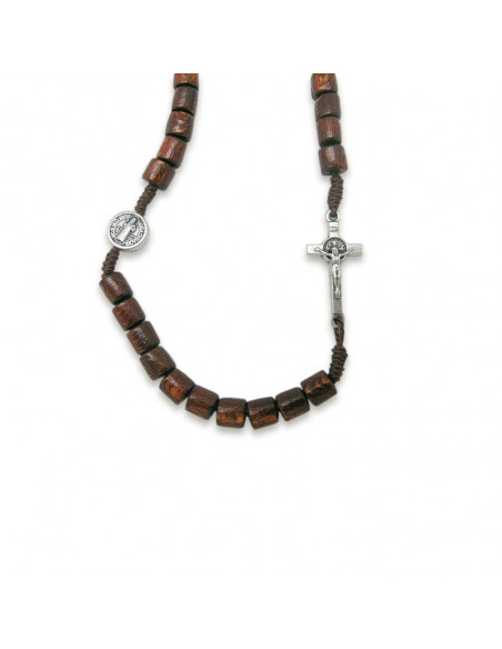 Rosario Collar Madera Cilindro 6mm Con Cruz Y Medalla San Benito