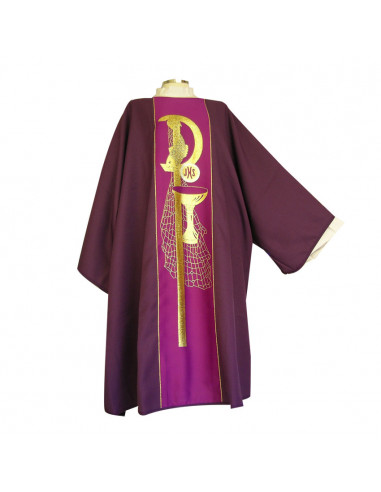 Dalmatica Estampada Con Galon Cruces Largas Dentro De Ornacinas Roja