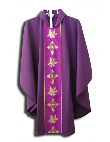 Casulla Estampada Con Galon Cruz Y Espigas Doradas N356 Morada