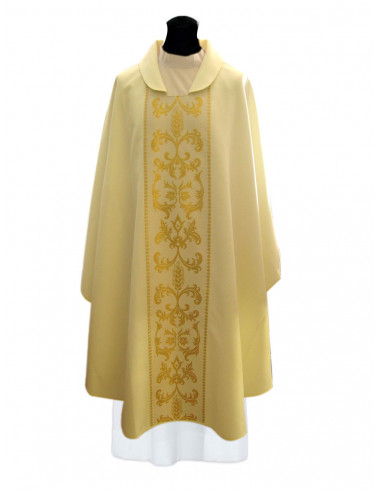 Casulla Estampada Con Galon Cruces Y...