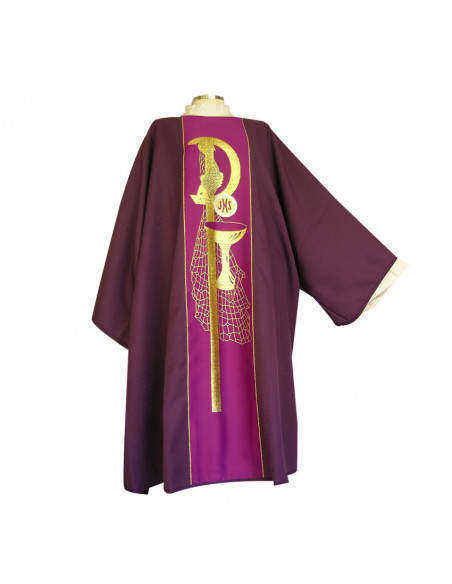 Dalmatica Estampada Con Galon Pax Caliz Forma Y Una Red De Fondo