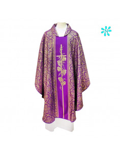 Casulla Estampada Con Galon...
