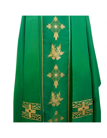 Casulla Estampada Con Galon Cruz Y Espigas Doradas N356 Verde