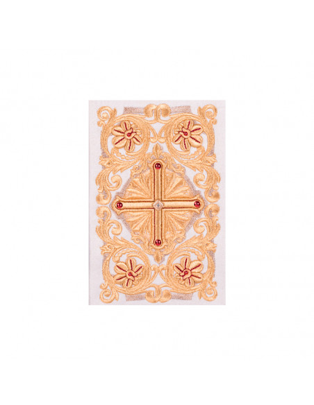 Casulla Bordada Cruz Pectoral En Relieve Con Greca Oro Y Rojo Le/7010