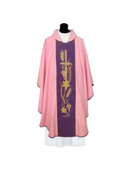 Casulla Bordada Curz Larga Con Espigas Uvas Y Hojas Parra Rosa
