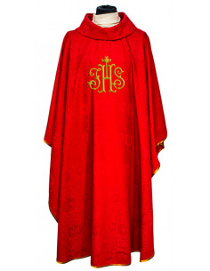 Casulla adamascada bordada...