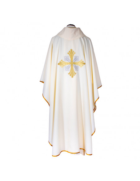 Casulla Bordada Cruz Grande Con Rayado En Puntas Beig