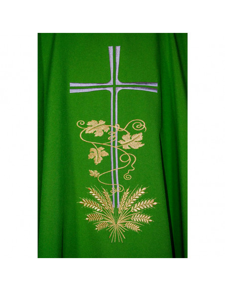 Casulla Cruz Larga Con Hojas De Parra Y Espigas En Base Verde
