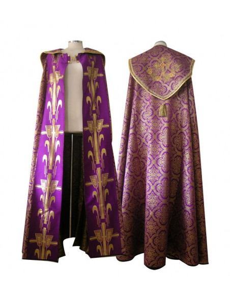 Capa Pluvial Estampada Morada Tipo Damasco Espigas Y Cruz Rosas Bordadas Detras N441 Con Estola