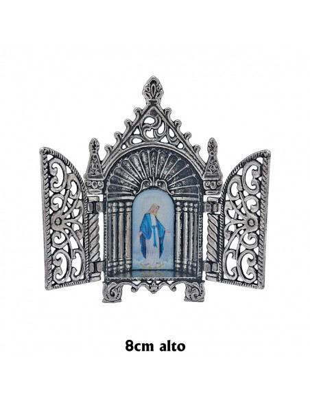Capilla metal calada con puertas