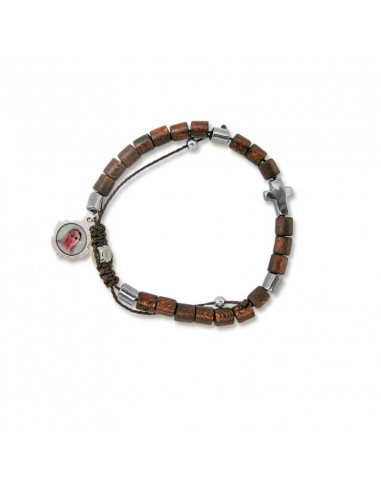 Pulsera Madera Ajustable Marron Bolas Cilindro Con Adorno Metal Y Cruz